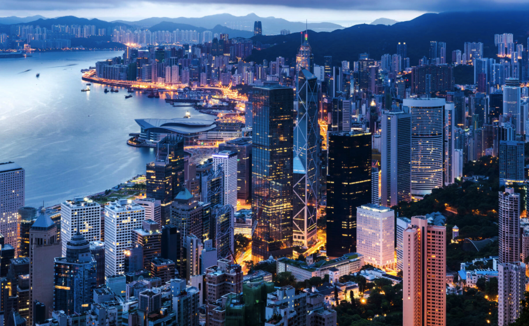 Hong Kong（香港）では温暖な沿岸気候のため雪は極めて稀です